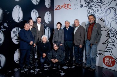 Искусство, объединяющее поколения: Зорикто и Бальжинима Доржиевы в двух музеях у Байкала Искусство, объединяющее поколения: Зорикто и Бальжинима Доржиевы в двух музеях у Байкала